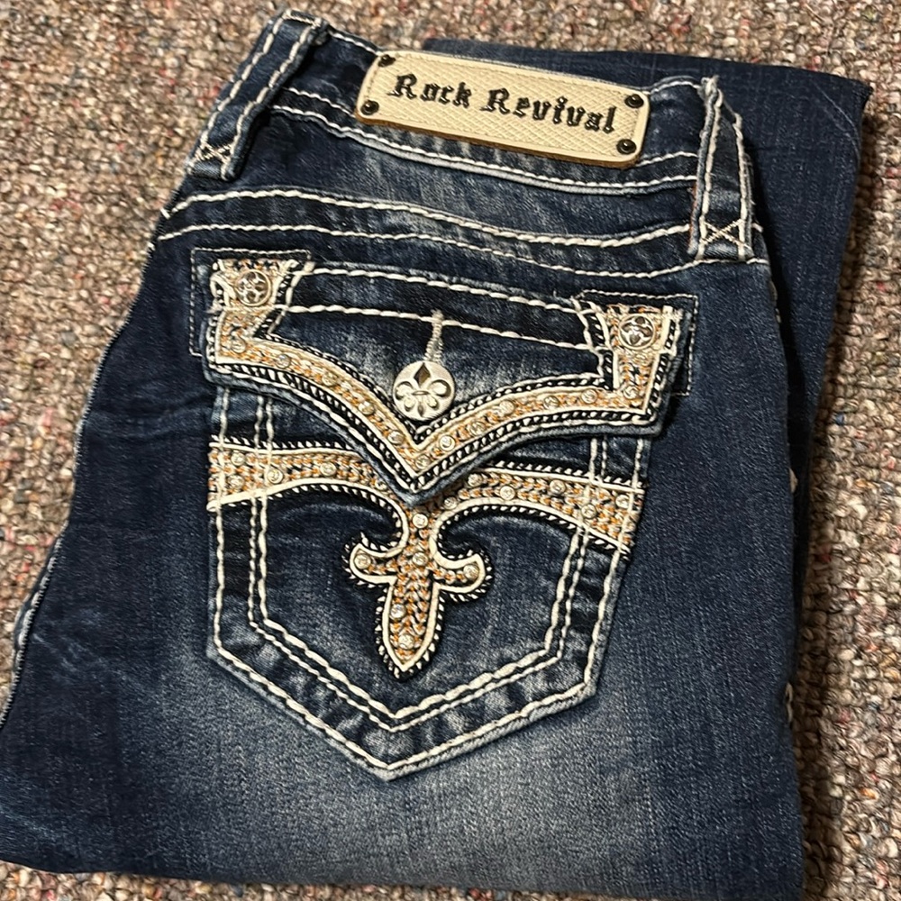 Rock revival skinny jeans
